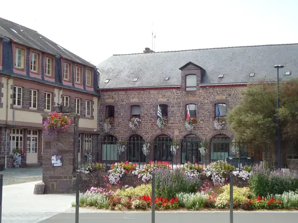Abri Piscine Télescopique Achat abri de piscine Montfort-sur-Meu